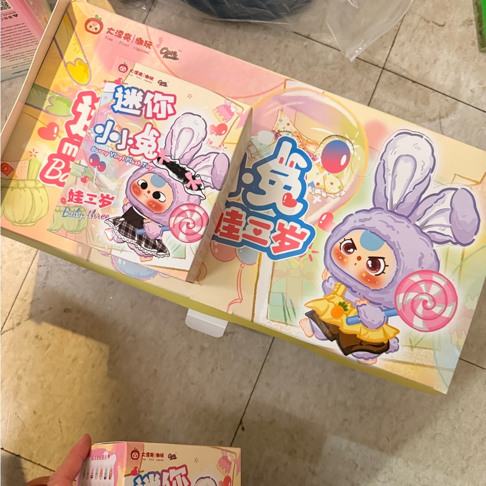 Baby Three Miniature Bunny blind box case